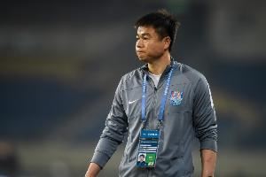 津媒：于根伟罕见严厉批评球队，津门虎抵达上海后立即冒雨训练
