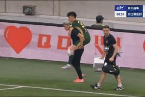 受伤源于疲劳？王钰栋赛后告诉记者：确实有点累了