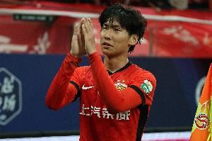 本场传射！19岁李新翔：不足的地方还有很多，要继续向老大哥学习