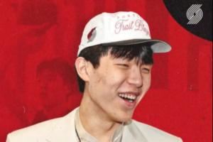 🎂开拓者祝杨瀚森20岁生日快乐：撕裂之城最新成员！
